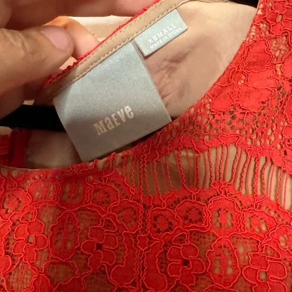 Elegant Red Lace Top - Picture 2 of 3